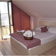 Շենլիկ հյուրատուն