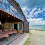 Tsovazard Beach House